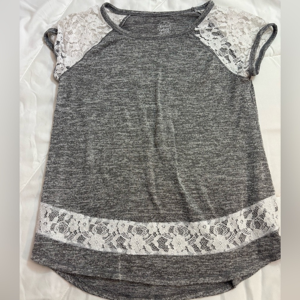 Faded Glory Charcoal Knit Top size 14/16. Very cute and fashionable trendy shirt